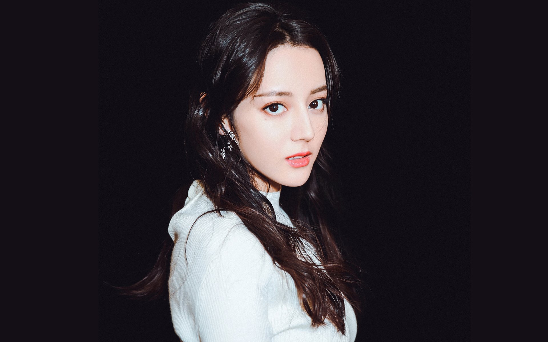 林丹参与直播销售推广羽毛球文化